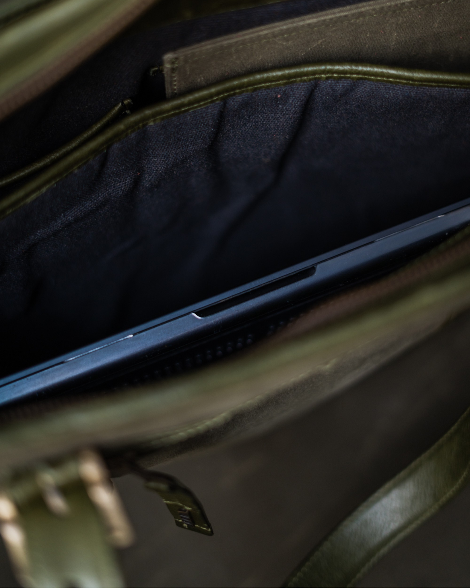WEEF | UNITARY BAG - Military Olive Canvas