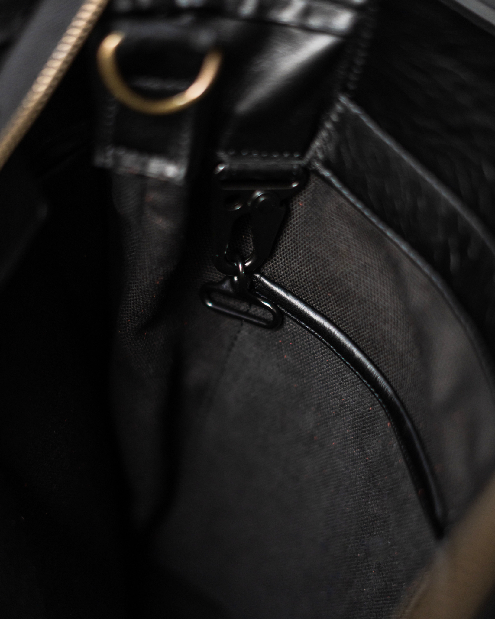 WEEF | UNITARY BAG - Black Canvas