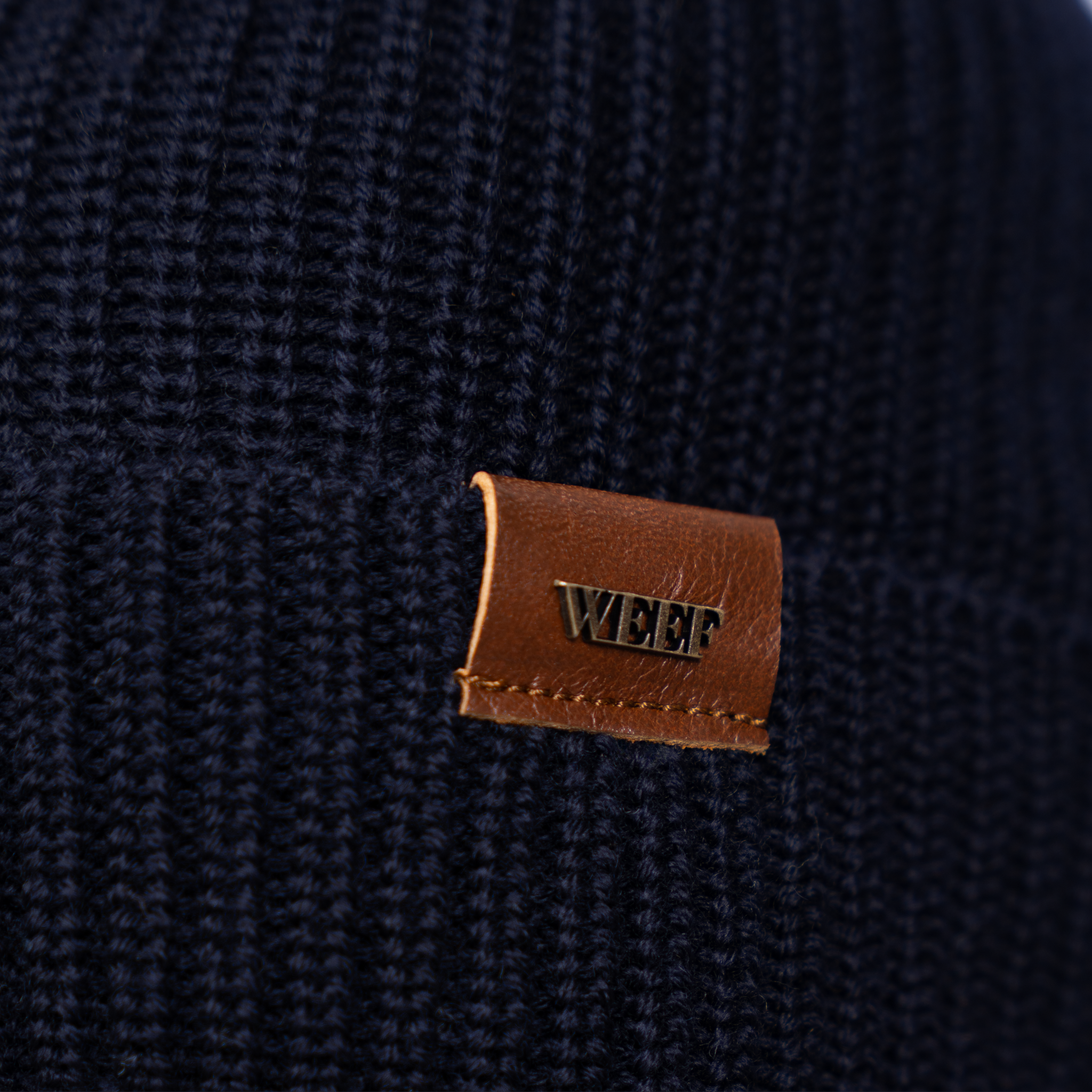 KNITTED HAT - NAVY